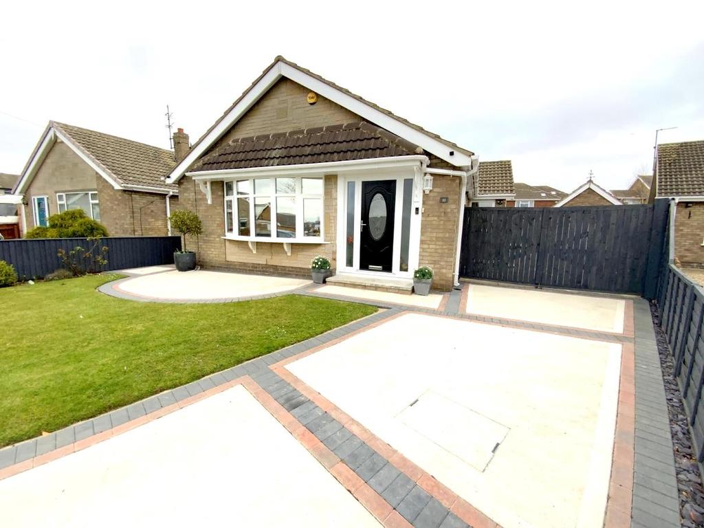 Loveden Court, Cleethorpes 3 bed detached bungalow £330,000