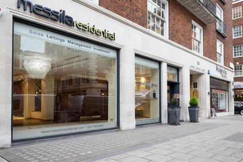 Shop to rent - South Audley Street, Mayfair, W1K