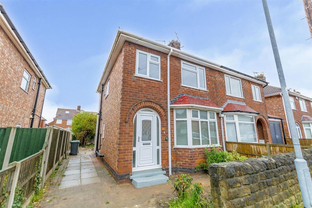 Beech Avenue, Beeston Rylands 3 bed semidetached house £270,000
