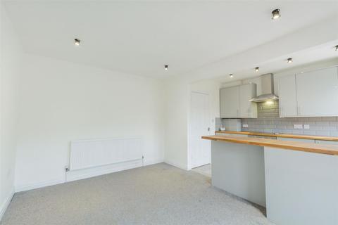 19 Beech Avenue, Beeston, Nottingham, NG9 1QH