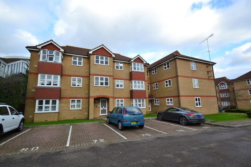 Staffords Place, Horley 1 bed flat £875 pcm (£202 pw)