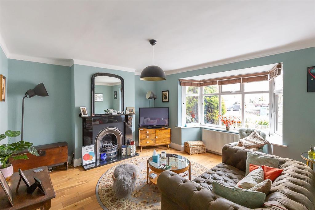 Northumberland Gardens, Jesmond Vale... 2 bed flat £210,000