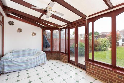 214 Bridgewood Road, Worcester Park, KT4 8XU