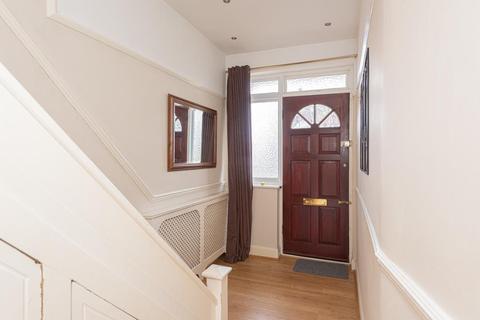 214 Bridgewood Road, Worcester Park, KT4 8XU