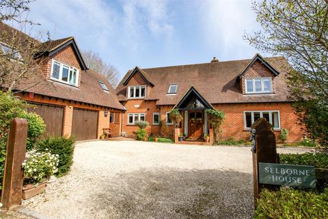 Selbourne House Chapel Drive, Beech Hill, Reading, RG7 2BH