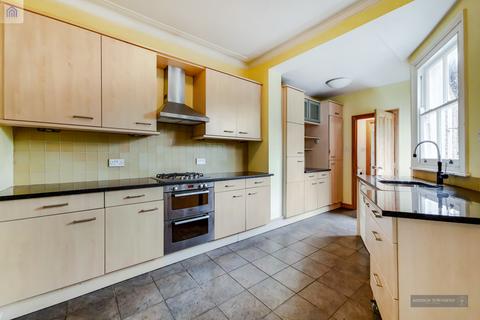 26 Radcliffe Road, London, N21 2SE