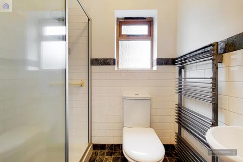 26 Radcliffe Road, London, N21 2SE