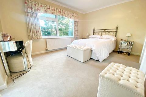 3 bedroom flat for sale - Ferndown