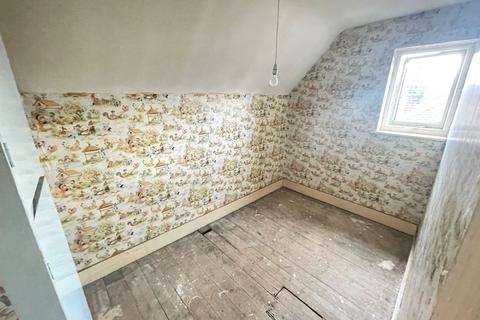 3 Sylvan Avenue, London, NW7 2JH
