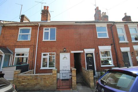 2 bedroom terraced house to rent, Albert Street, CO1