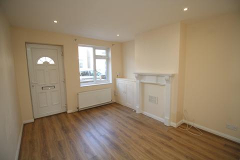 2 bedroom terraced house to rent, Albert Street, CO1