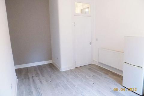 1 bedroom flat to rent, 15 Inchinnan Road, Flat 1/1, Renfrew, PA4 8LS