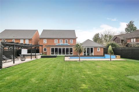 25 Adlington Road, Wilmslow, SK9 2BJ