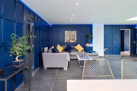 25 Adlington Road, Wilmslow, SK9 2BJ