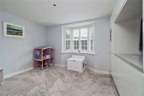 25 Adlington Road, Wilmslow, SK9 2BJ