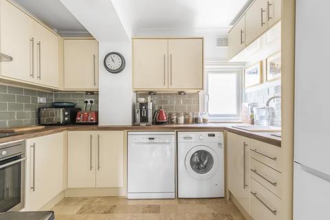 Garden Flat, 7 Edward Road, Bromley, BR1 3NG