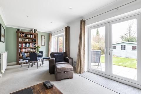 Garden Flat, 7 Edward Road, Bromley, BR1 3NG