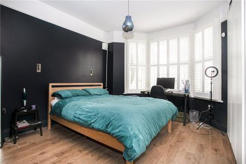 2 bedroom apartment for sale, Gleneagle Road, London, SW16