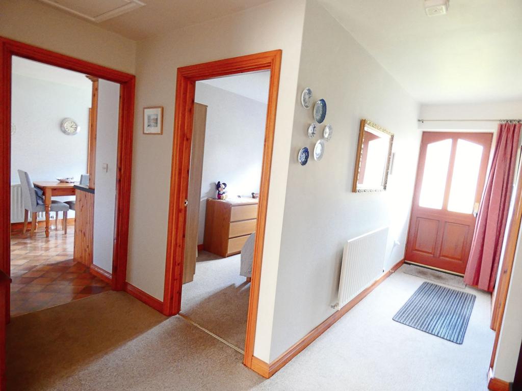 L-Shaped Entrance Hall