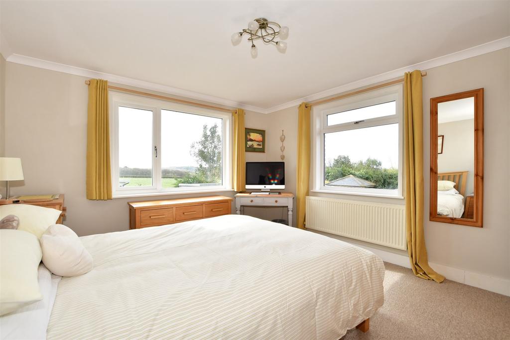 Pallance Road, Cowes, Isle of Wight 2 bed semidetached house for sale