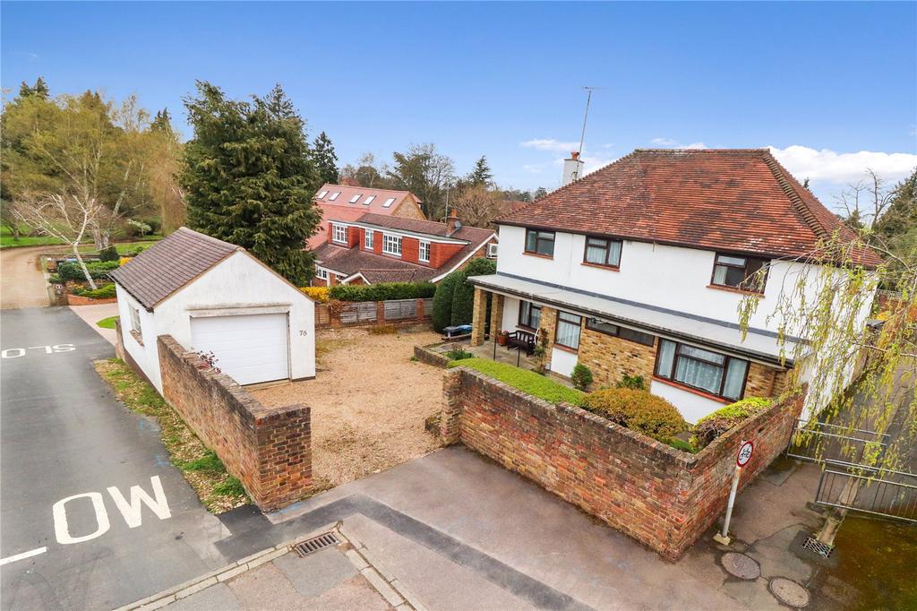 Devereux Drive, Watford, Herts, WD17 4 bed detached house £1,250,000