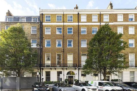 Flat 1, 40 Devonshire Place, London, W1G 6JX