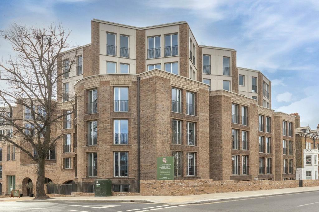 Fitzjohns Avenue, Hampstead, London, NW3 2 bed flat for sale £2,975,000