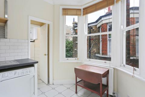 6d Belsham Street, London, E9 6NG