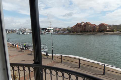 2 bedroom apartment to rent, Pooles Wharf Court, Bristol BS8