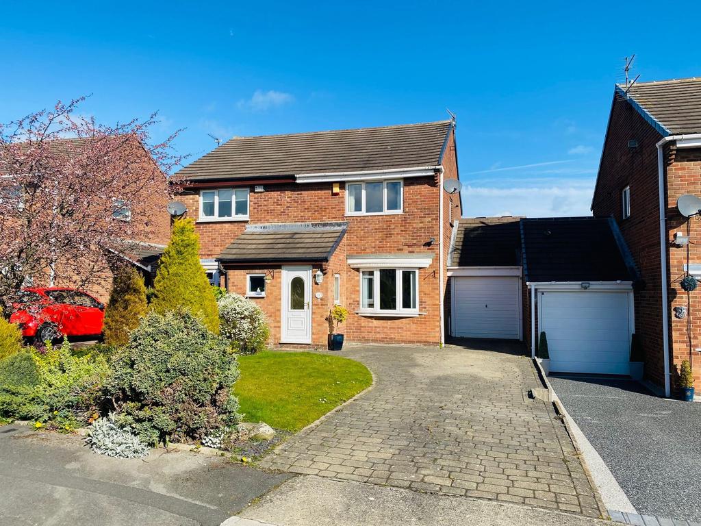 Sharpley Drive, Seaham, Co. Durham, SR7 2 bed semidetached house £