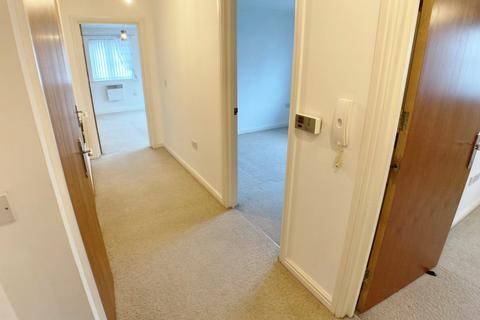 2 bedroom ground floor flat for sale - Clayton Drive, Pontarddulais