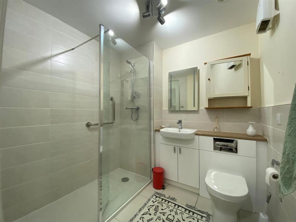 Main shower room