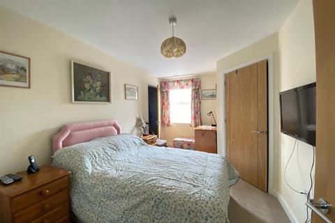 2 bedroom apartment to rent, Rogerson Court, Pocklington