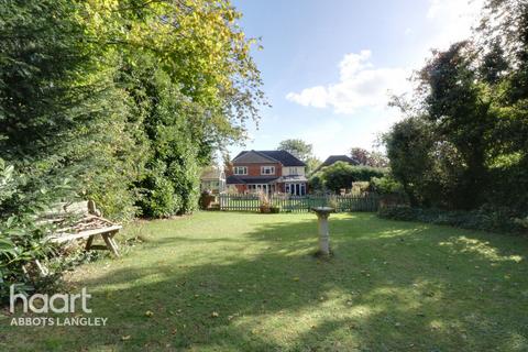 216 Abbots Road, Abbots Langley, WD5 0BP