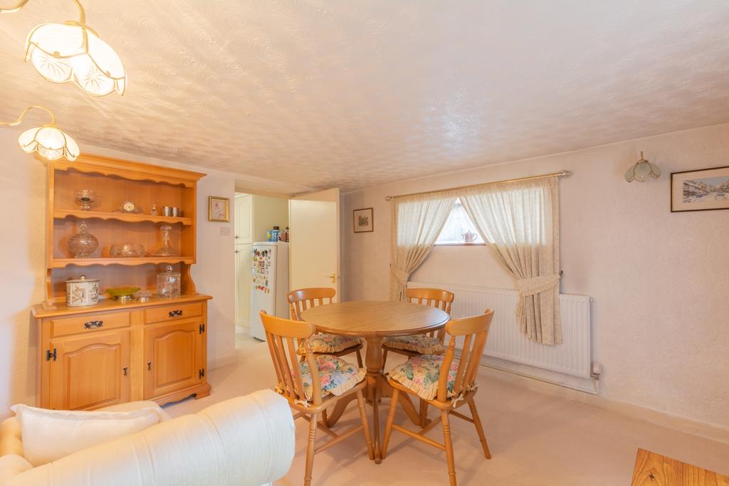 Woodview, 10-12 Wotton Road (1)