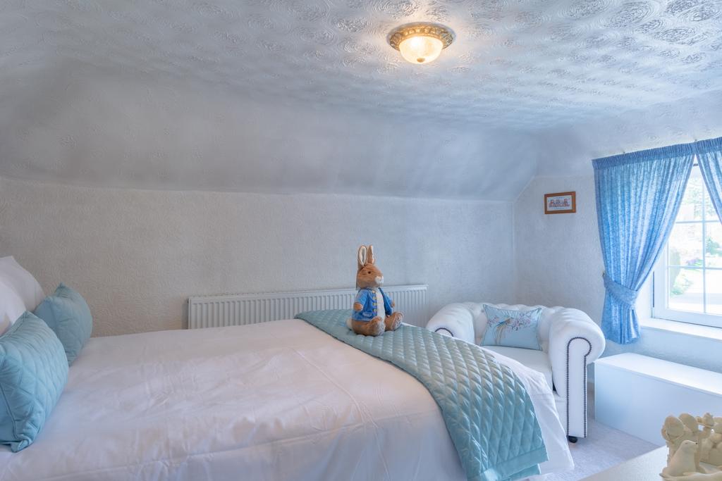 Woodview, 10-12 Wotton Road (18)