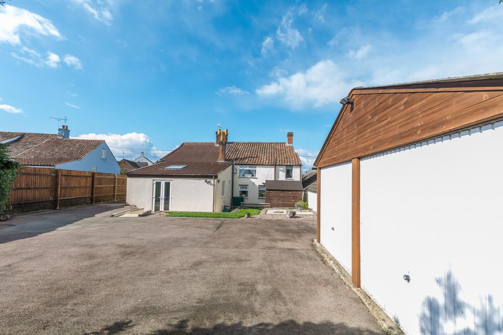 Woodview, 10-12 Wotton Road (23)