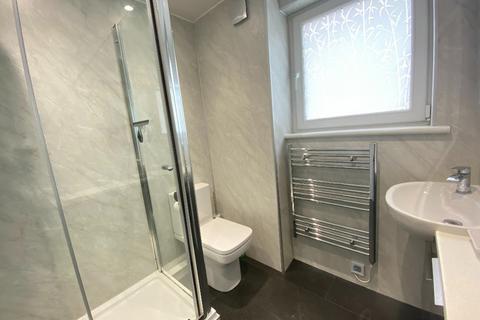 2 bedroom flat to rent, Blandfield, Leith, Edinburgh, EH7