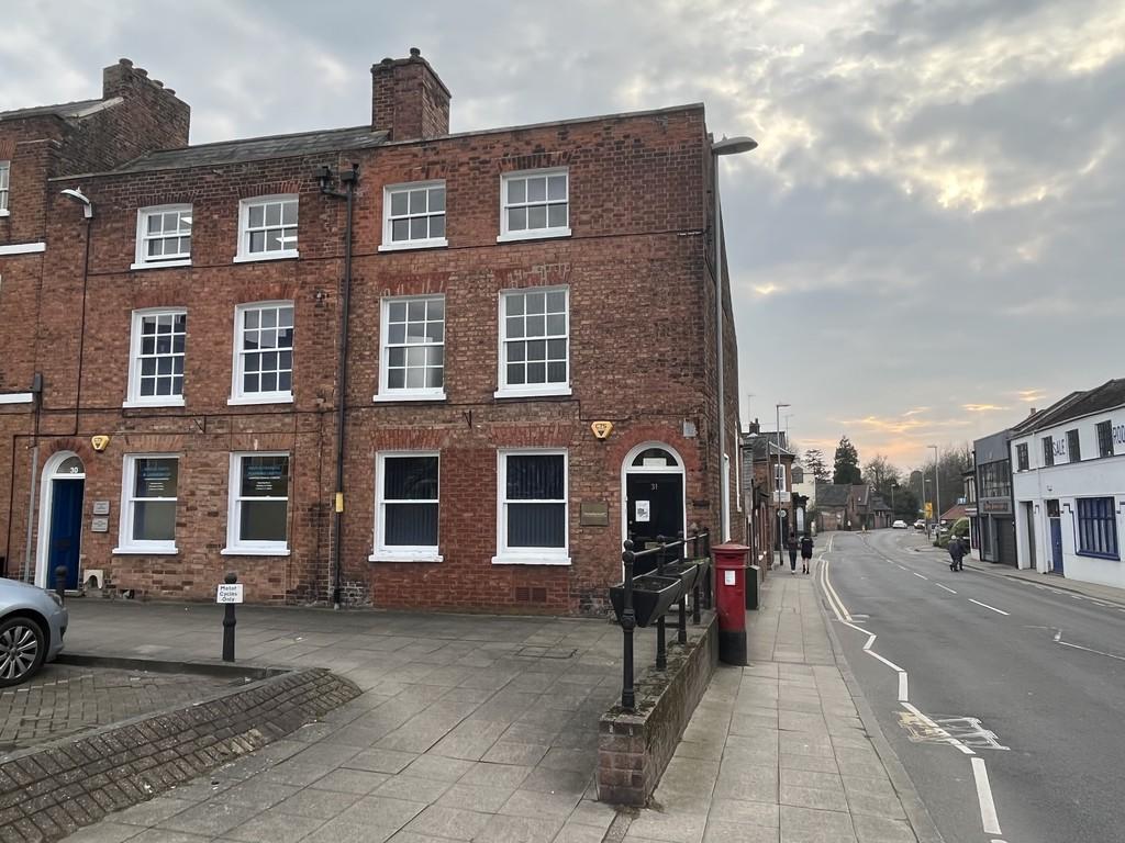 Old Market, Wisbech 3 bed townhouse £150,000