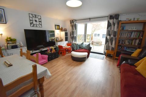 3 bedroom end of terrace house for sale - Hazelville Grove, Hall Green