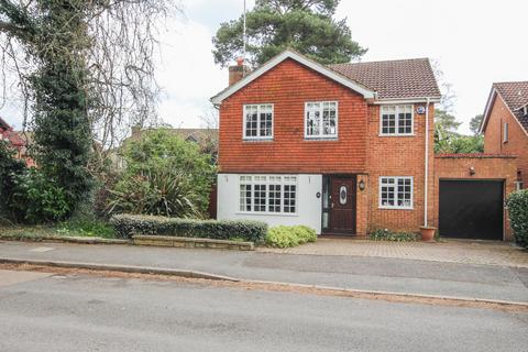 undefined, Watkins Close, Finchampstead