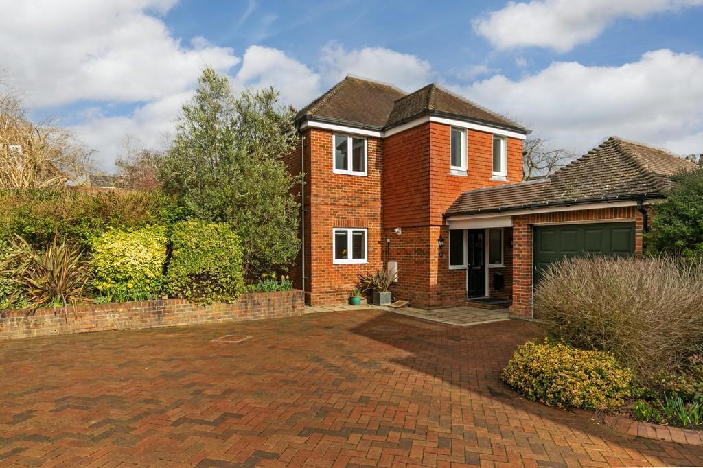 St. Cross Mews, 2 Airlie Road... 4 bed detached house £950,000