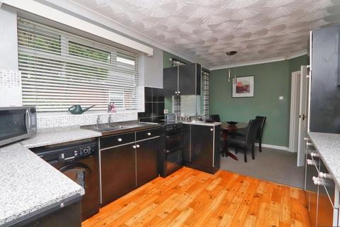 5 Lee Close, Irlam, Manchester, M44 6WR