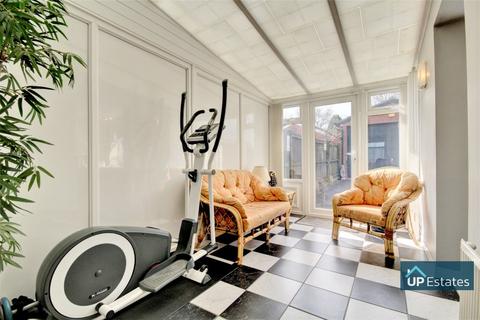 95 Honiton Road, Coventry, CV2 3EF