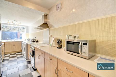 95 Honiton Road, Coventry, CV2 3EF
