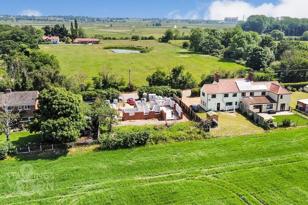 Langley Green, Langley, Norwich 4 bed detached house for sale £695,000