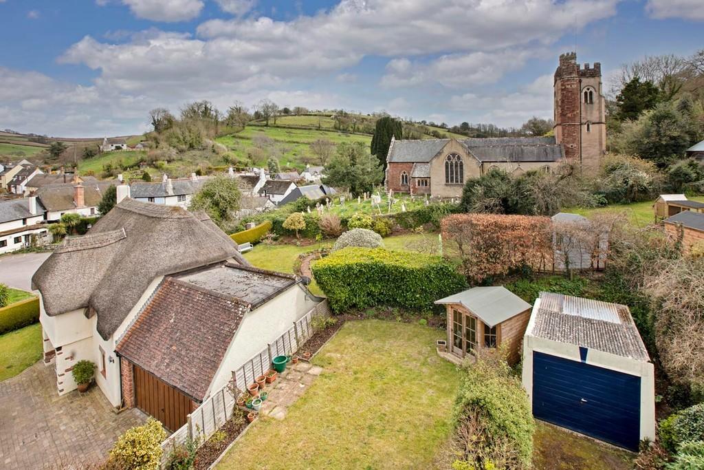 Church Lane, Stokeinteignhead 5 bed semidetached house for sale £595,000