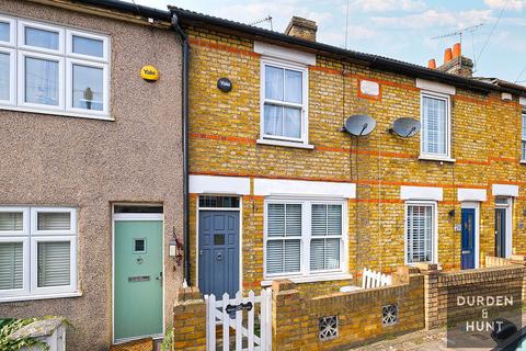 72 Abbs Cross Lane, Hornchurch, RM12 4XW