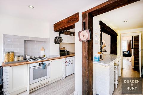 72 Abbs Cross Lane, Hornchurch, RM12 4XW