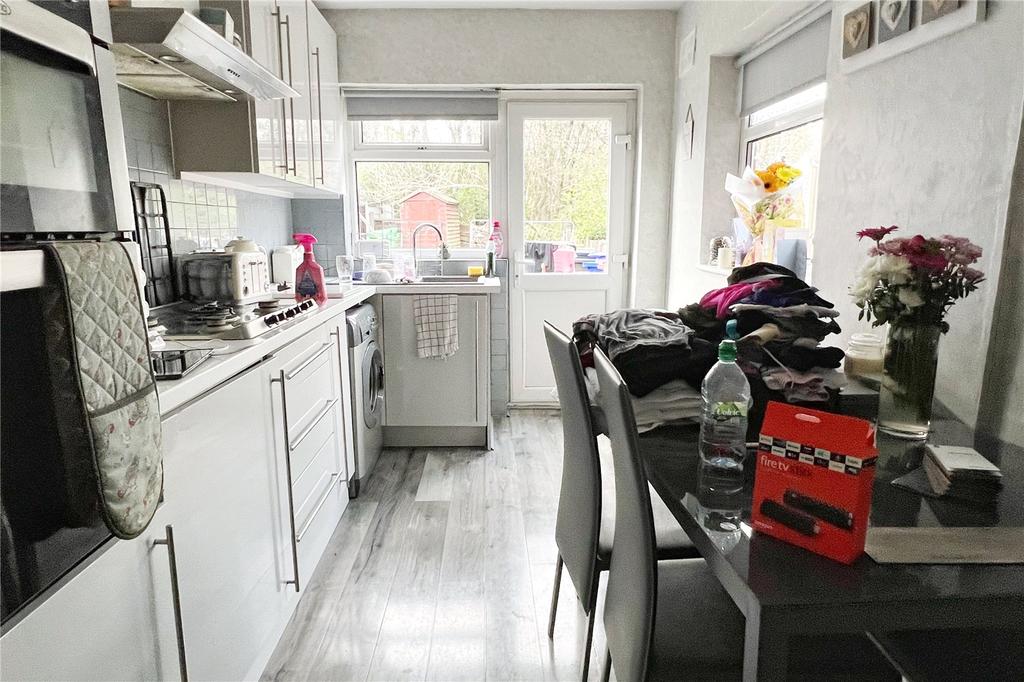 Crowden Road, Moston, Manchester, M40 3 bed terraced house for sale £